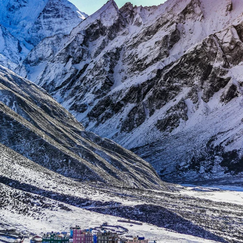 Kyanjin-Valley-Portrait-Langtang-Valley-Trek-Admiraladventuretreks